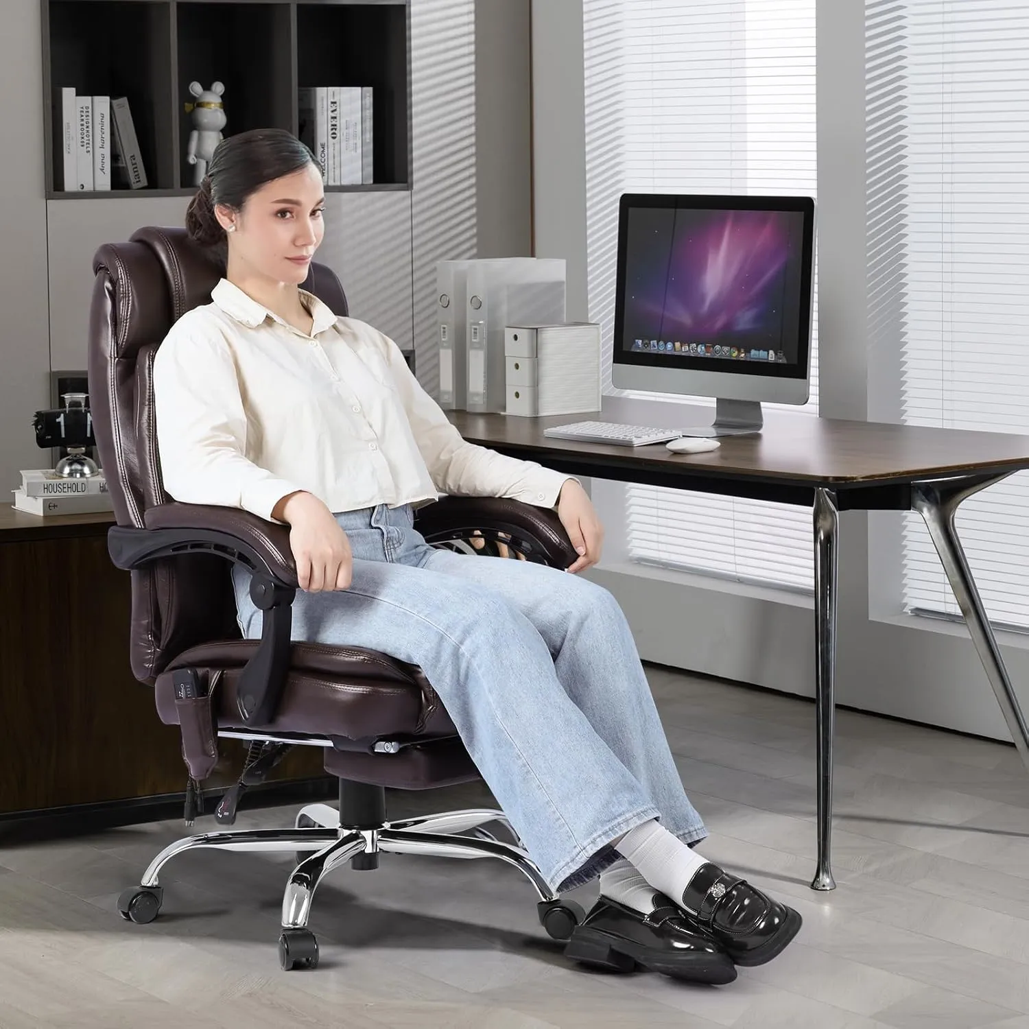 400lbs Executive Leather Office Chair with Ergonomic Design and Reclining Function - Comfortable Computer Desk Chair with Integrated Foot Rest-Beige & Classic