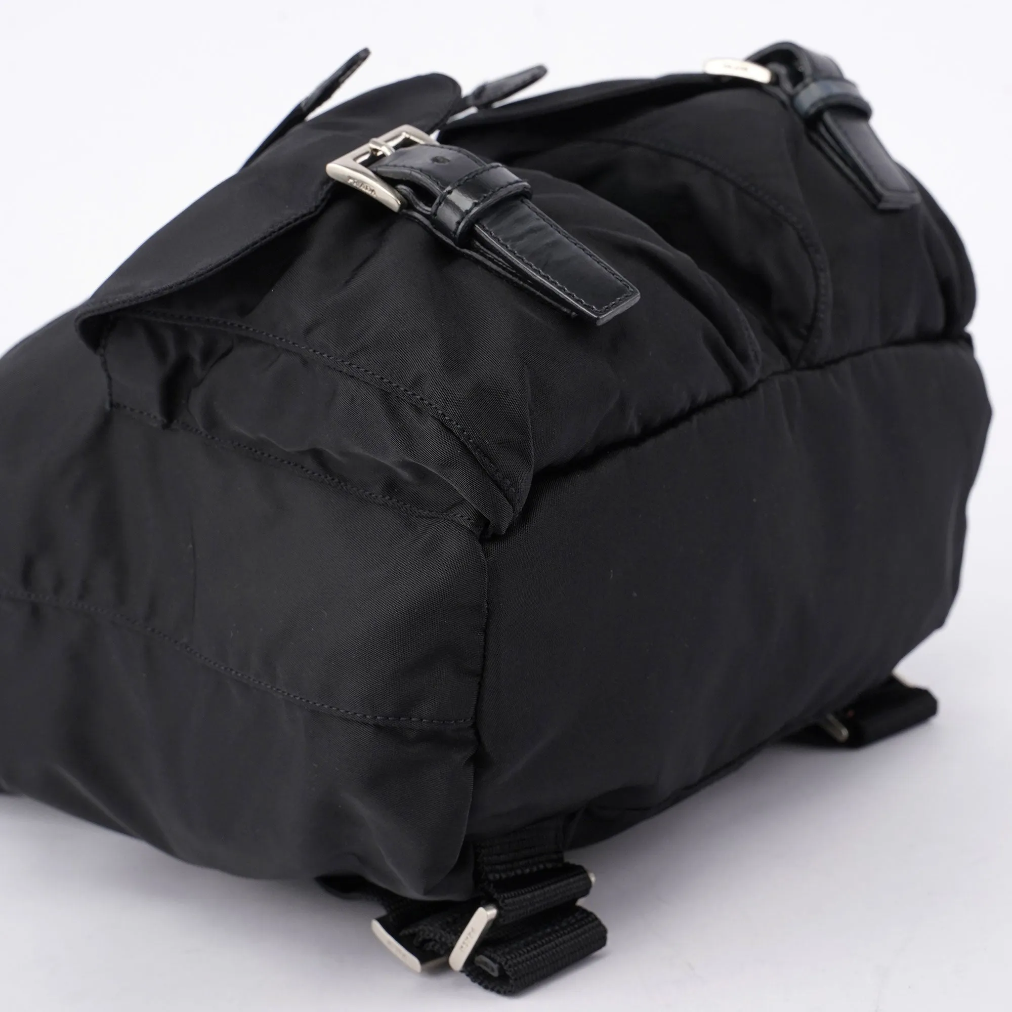 B6677F Black Backpack
