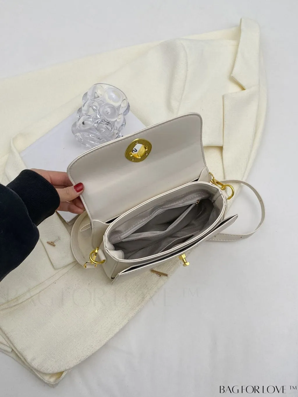 BagForLove - Chic Twist Lock Tote with Stylish Solid Color Finish