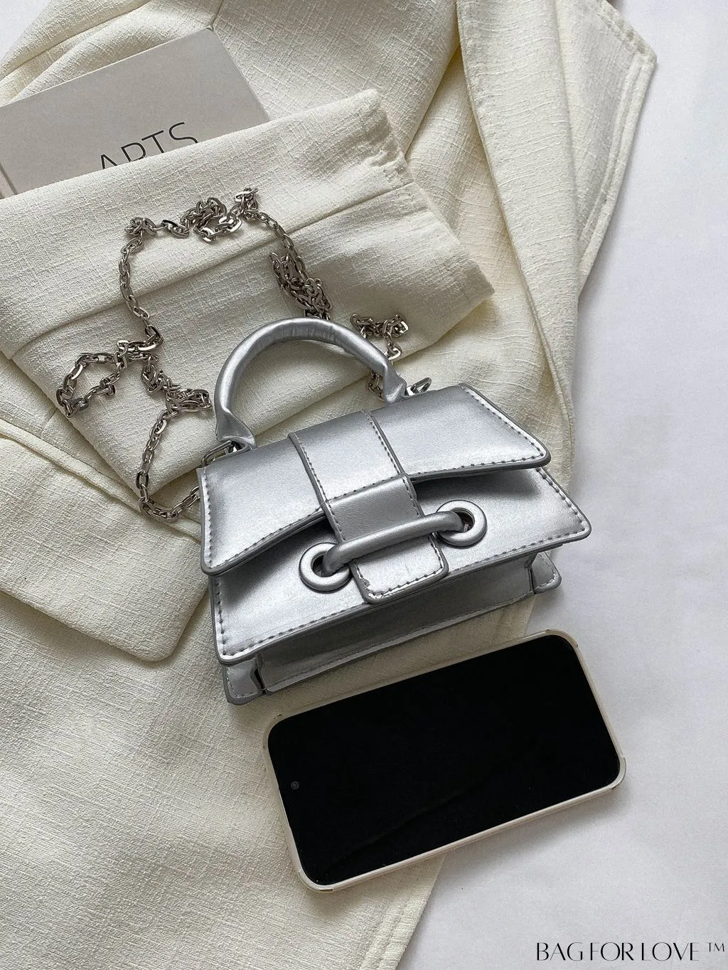 BagForLove - Compact Chain-Strap Square Handbag: Perfect for Phones, Lipstick, and Keys