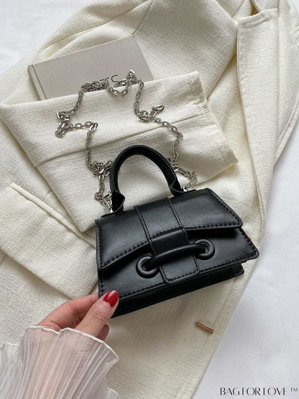BagForLove - Compact Chain-Strap Square Handbag: Perfect for Phones, Lipstick, and Keys