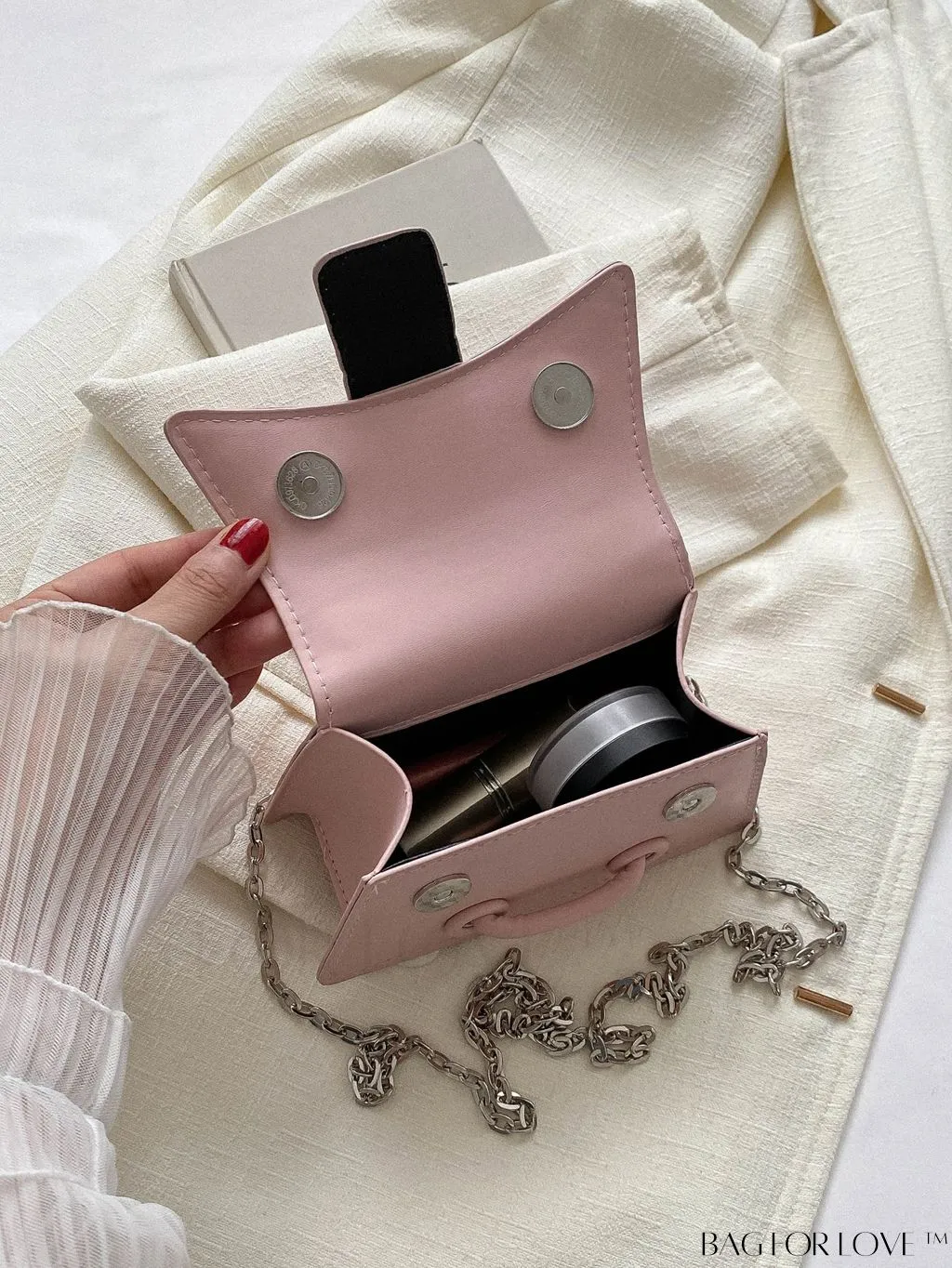 BagForLove - Compact Chain-Strap Square Handbag: Perfect for Phones, Lipstick, and Keys