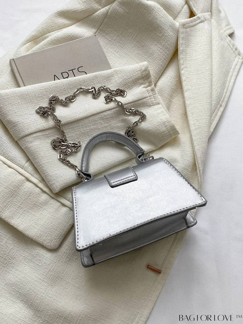 BagForLove - Compact Chain-Strap Square Handbag: Perfect for Phones, Lipstick, and Keys