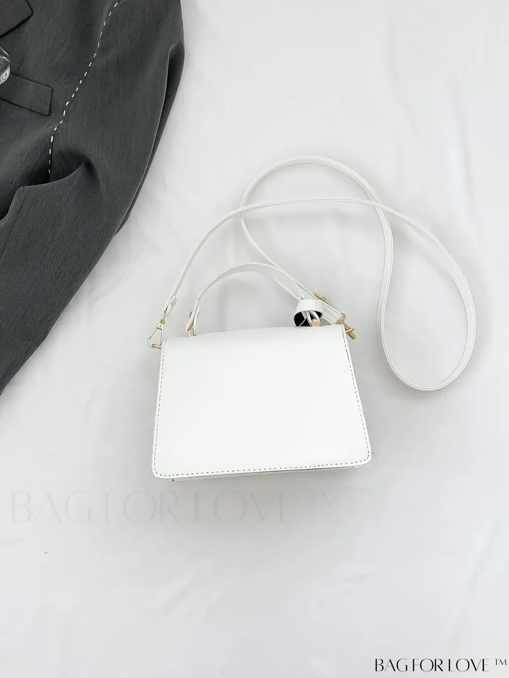 BagForLove - Compact PU Handbag: Sleek and Stylish