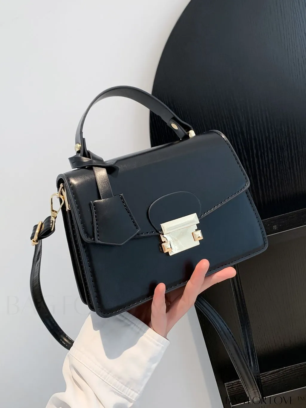 BagForLove - Compact PU Handbag: Sleek and Stylish