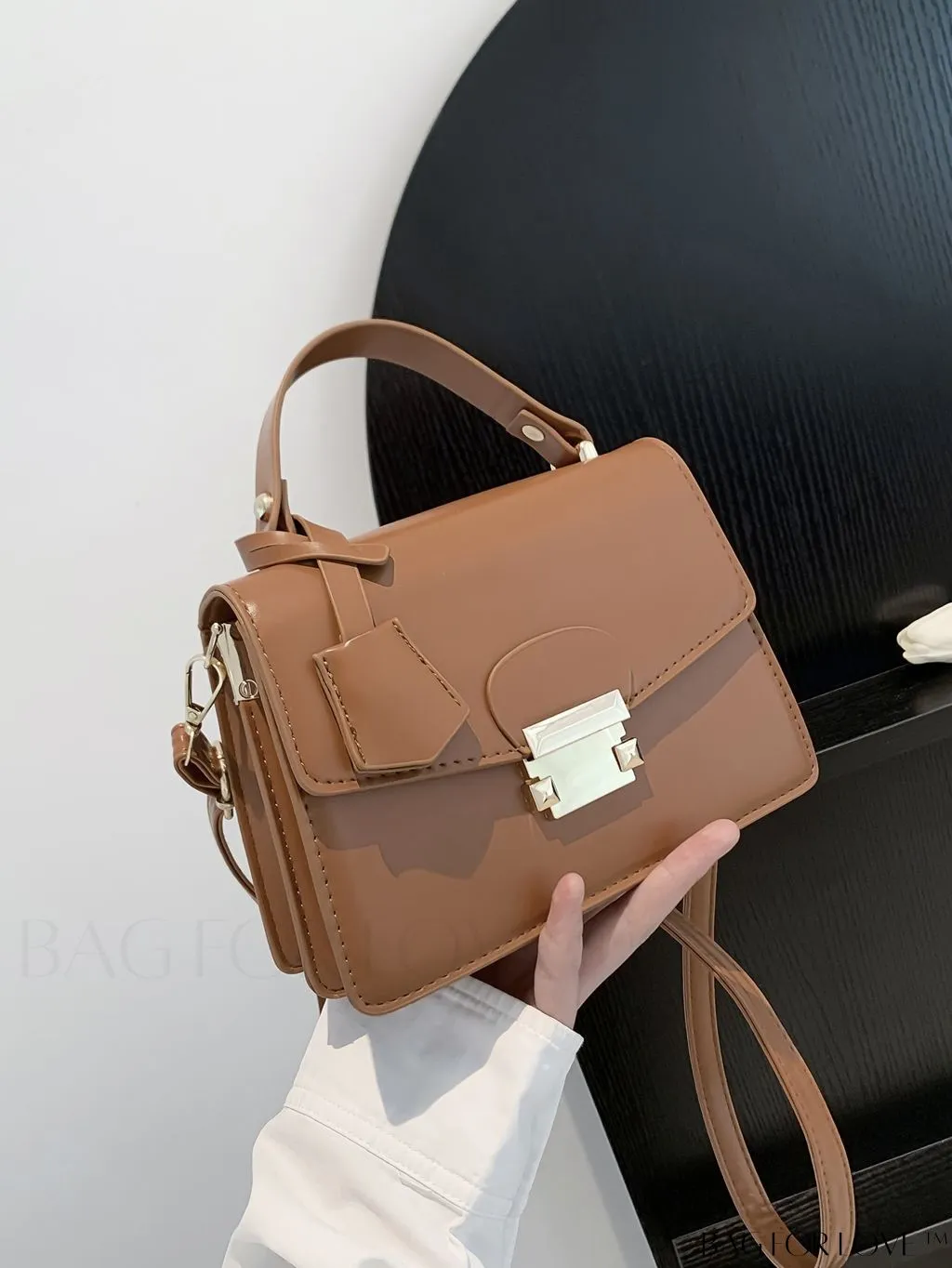 BagForLove - Compact PU Handbag: Sleek and Stylish