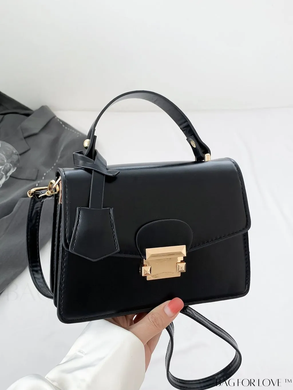 BagForLove - Compact PU Handbag: Sleek and Stylish