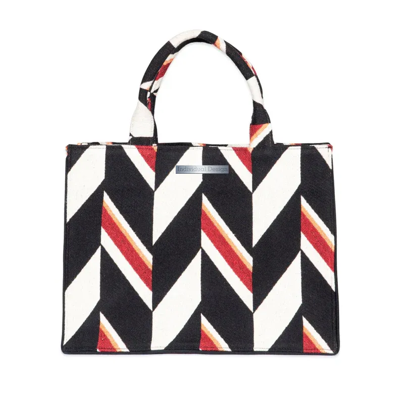 Bailey Box Bag