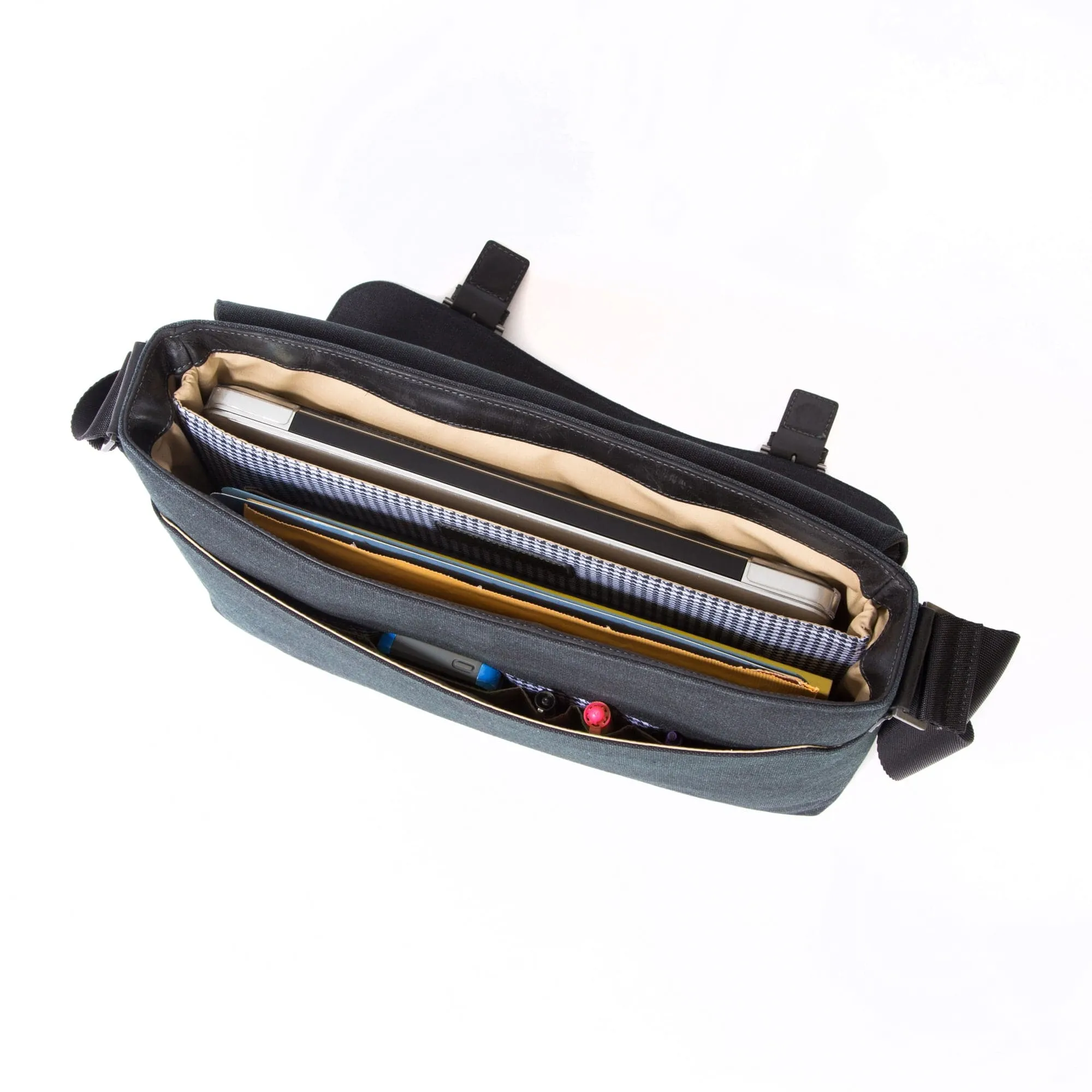 Boconi Bryant LTE Slim Double Buckle Messenger