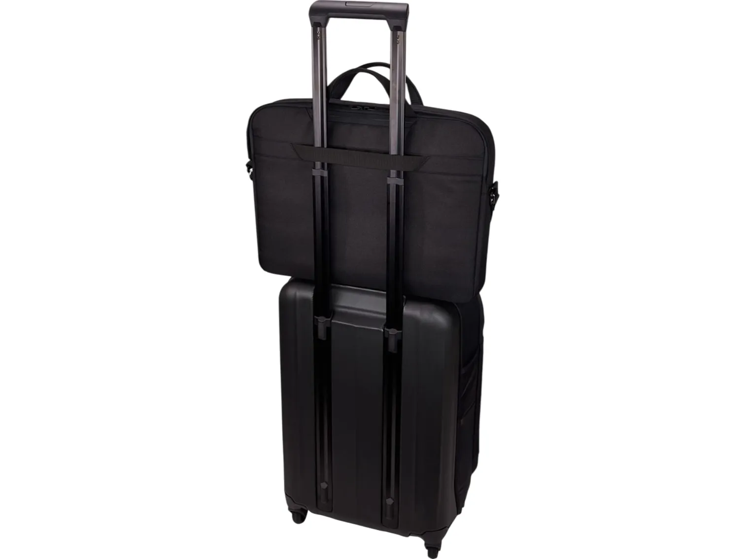 Case Logic Invigo Recycled 16” Messenger Bag