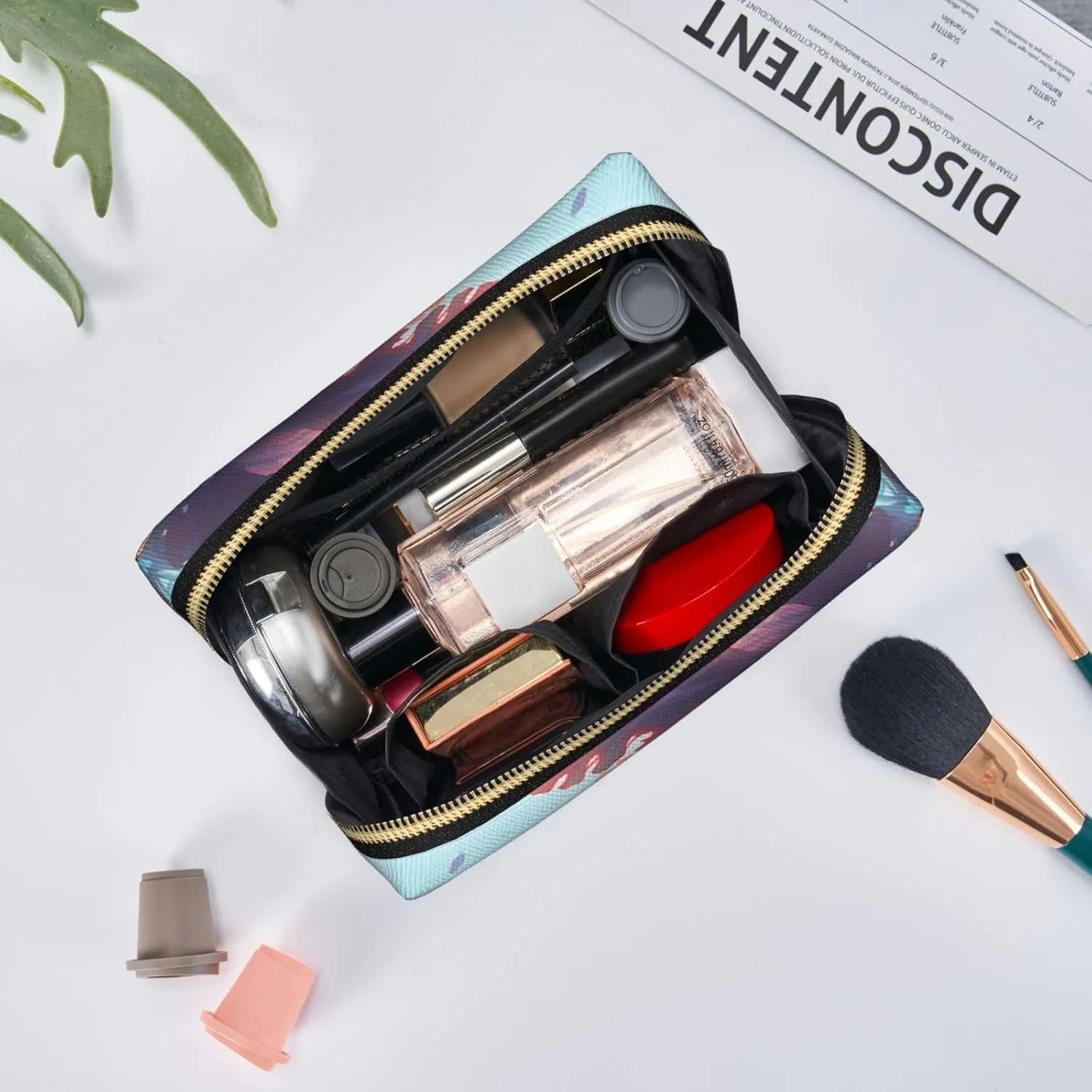 Coral Printed Small Makeup Bag,Travel Cosmetic Bag Purse with Zipper,Water-resistant Makeup Organizer Bag for Women