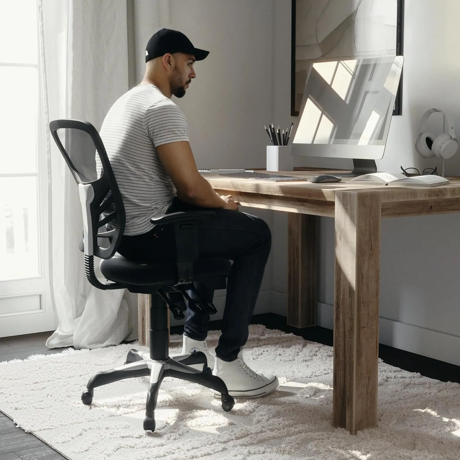 Flash Furniture Nicholas Mid-Back Swivel Office and Gaming Chair, Ergonomic Mesh Office Chair with Adjustable Lumbar Support and Height, Black