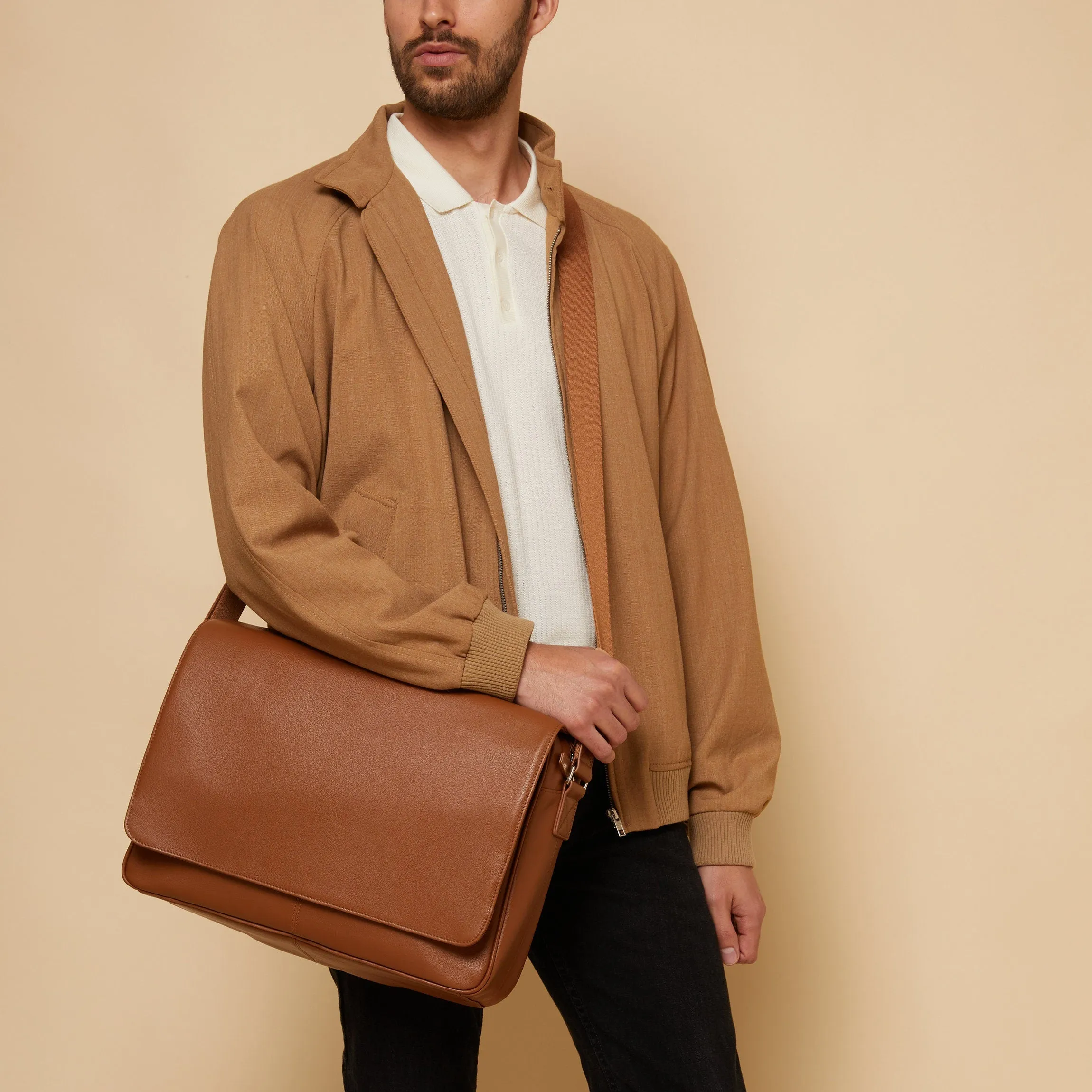 Laptop Messenger Bag Cognac