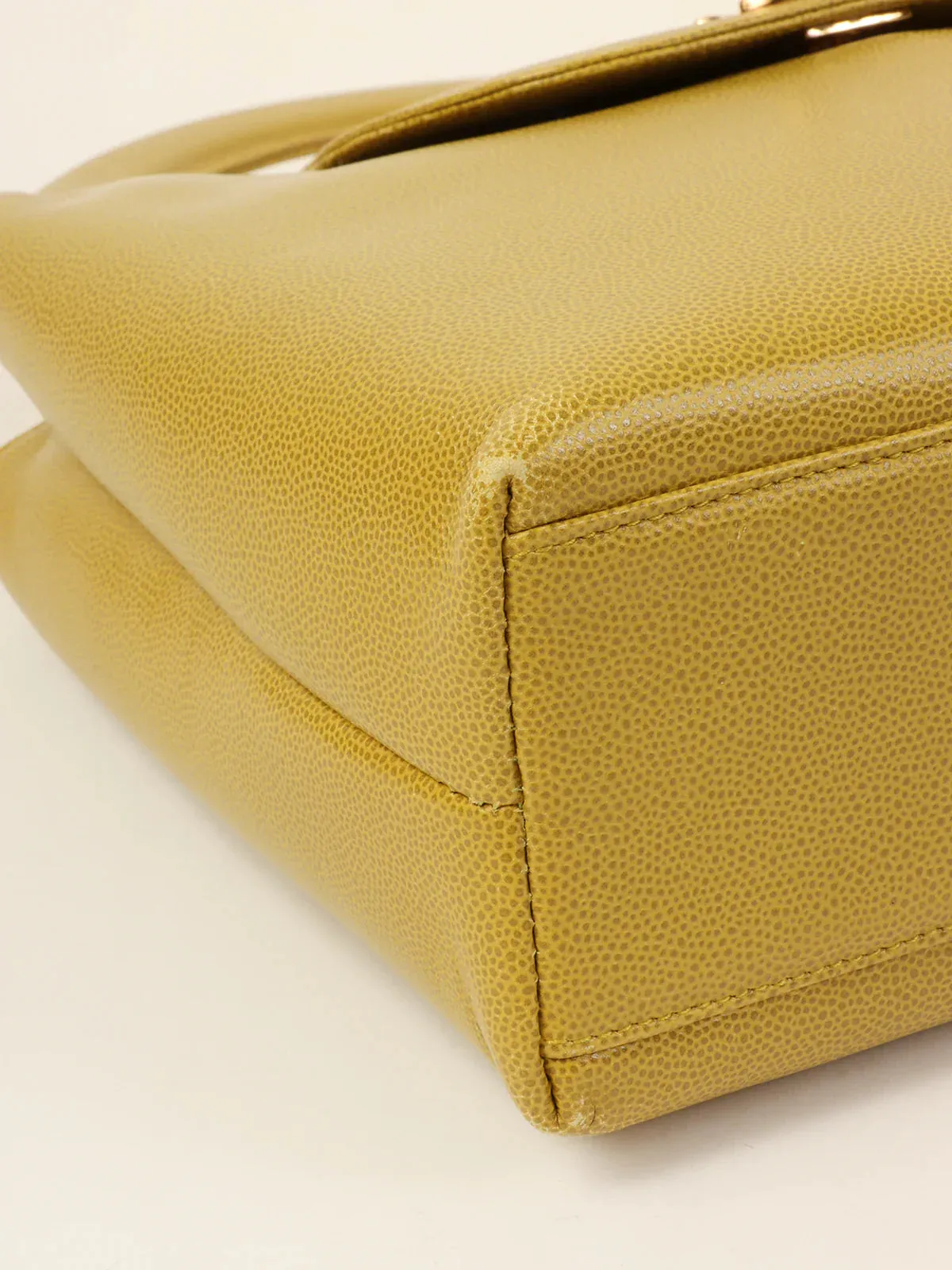 Lime Turn-Lcok Around Top Made Yellow Unique selection Top Skin Handle Quality Bag Caviar 1998 Safe transactions Chanel