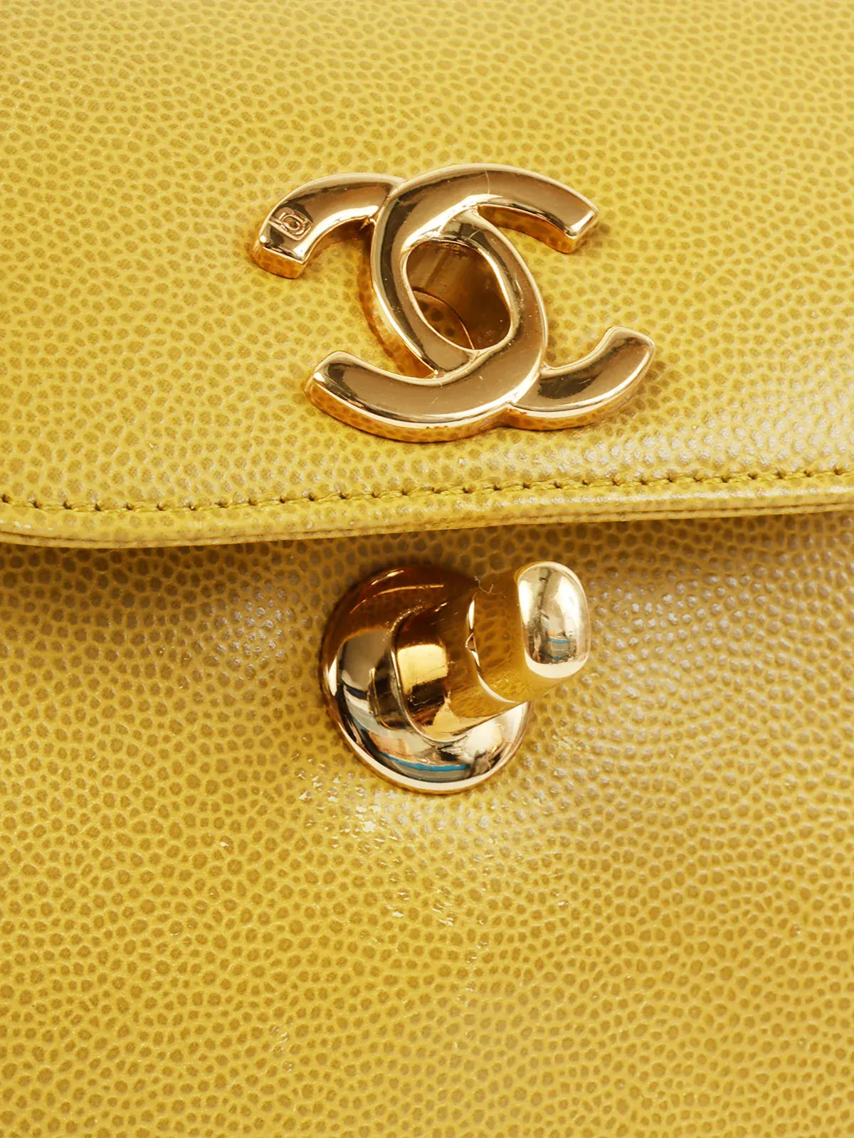Lime Turn-Lcok Around Top Made Yellow Unique selection Top Skin Handle Quality Bag Caviar 1998 Safe transactions Chanel