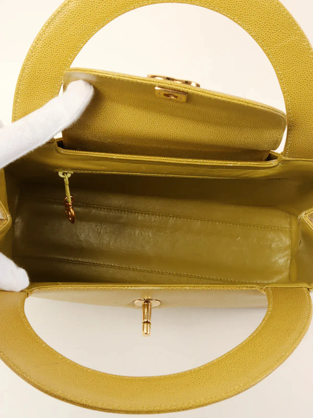 Lime Turn-Lcok Around Top Made Yellow Unique selection Top Skin Handle Quality Bag Caviar 1998 Safe transactions Chanel