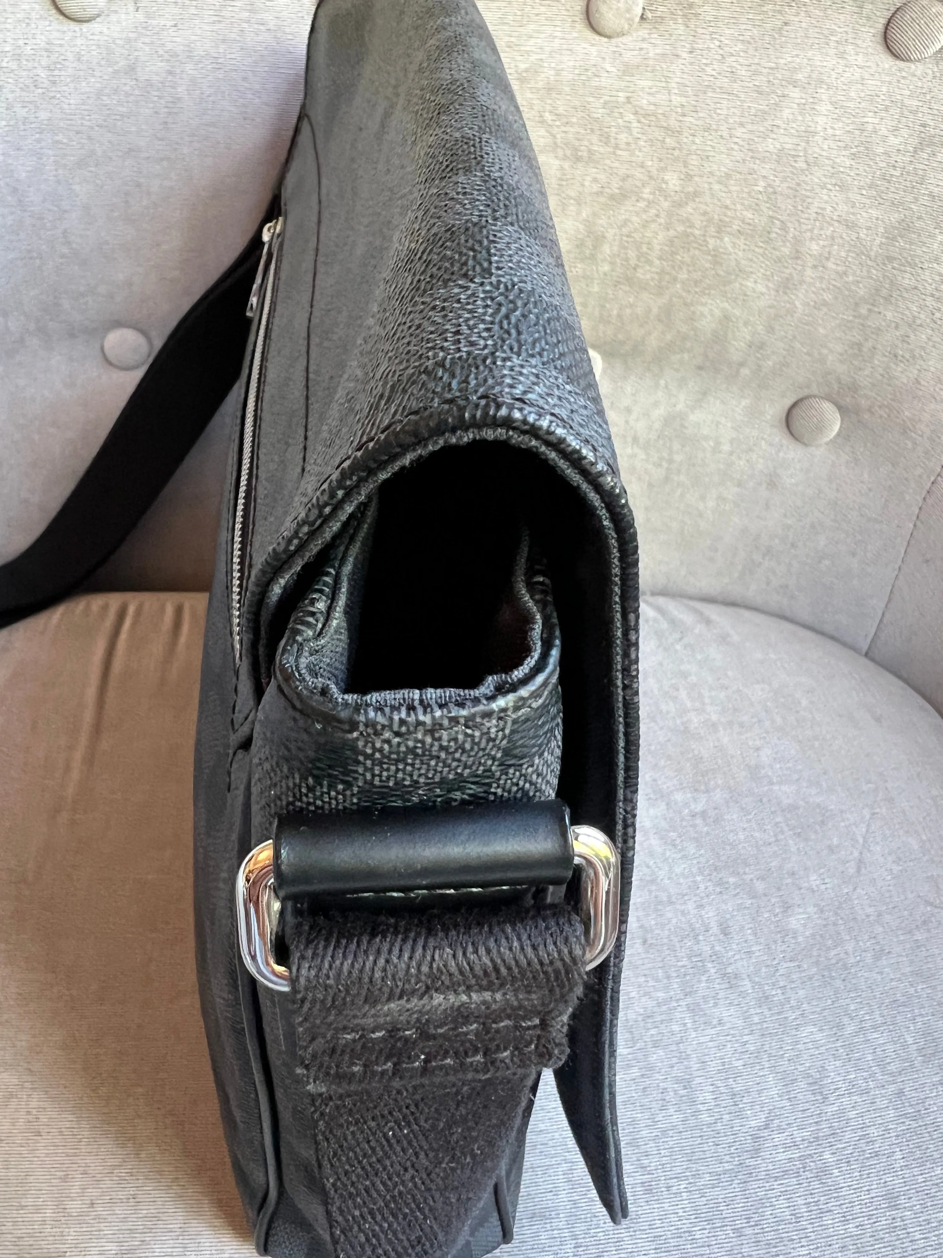 Louis Vuitton PM District Messenger Bag Damier Graphite