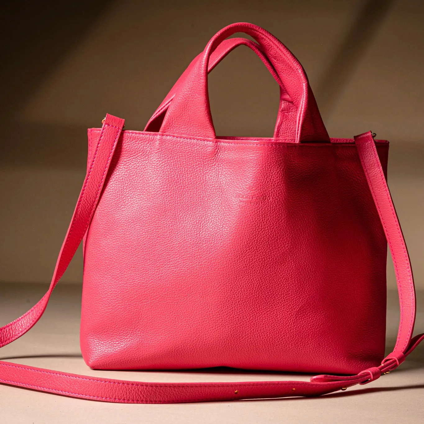 Mairi Medium Tote | Hot Pink