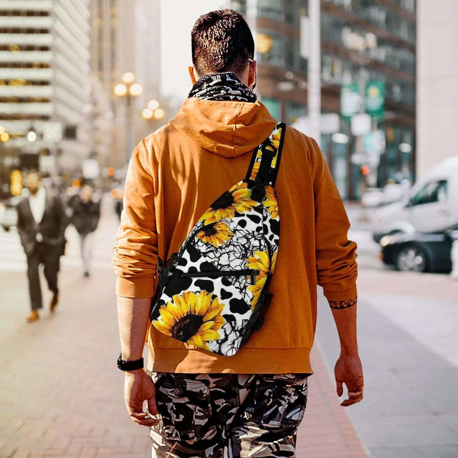 Men's Sling Backpack Packable Compact Crossbody Rucksack - 80S Vintage Sunflower Cow Print Multipurpose Anti-Theft Rucksack Camera Case With Adjustable Shoulder Strap