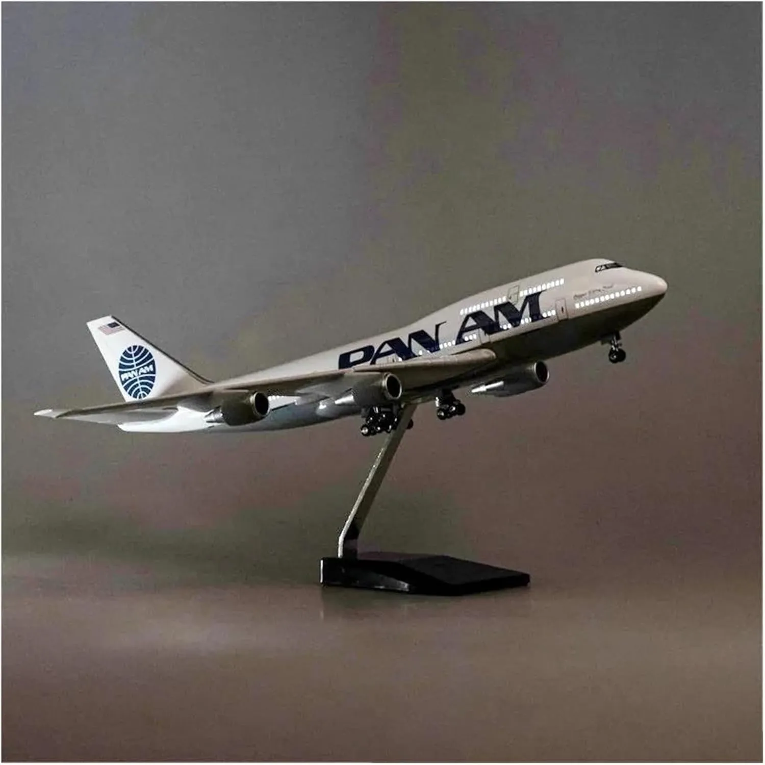 Metal Aircraft Model 1/150 for B747 Airplane Model Die-cast Resin with Led Lights and Wheels for Decoration Aviation Enthusiasts(with Light)