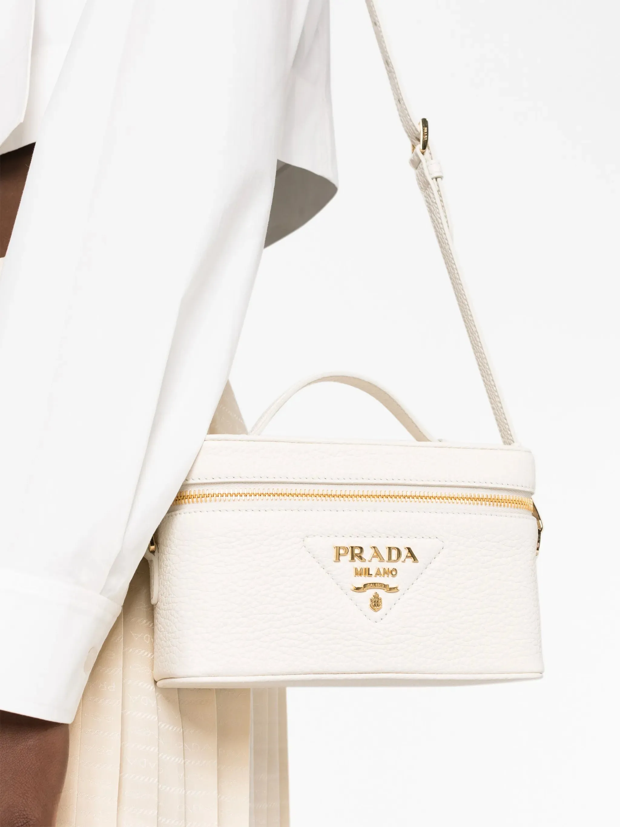 mini logo-plaque Secure payments leather bag Streamlined