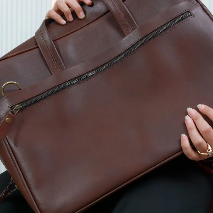 Nomad Essential Messenger