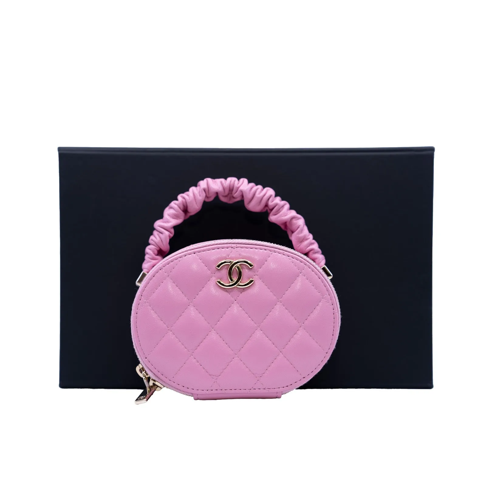 oval top handle vanity case in leather pink ghw  seri 32