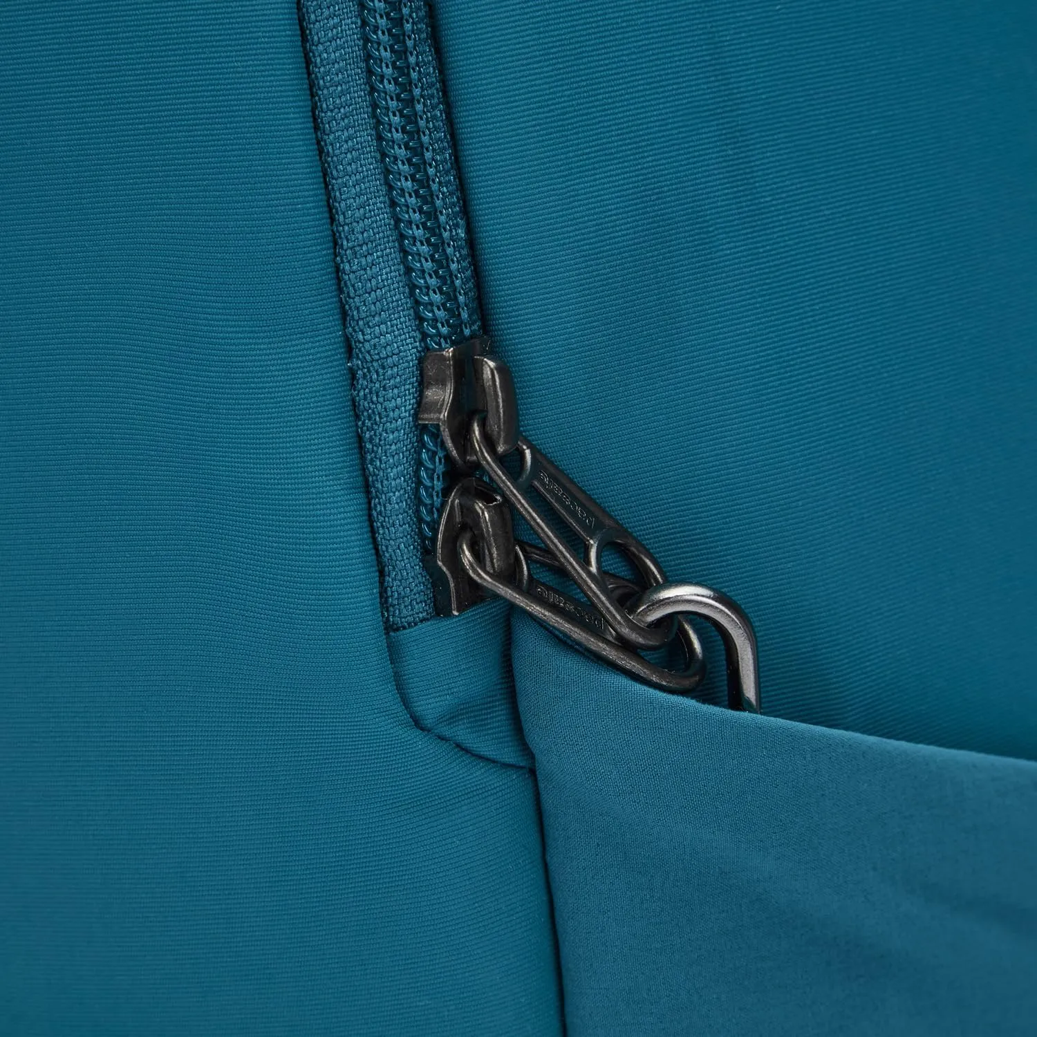 Pacsafe Metrosafe LS450 Anti Theft 25L Backpack, Tidal Teal