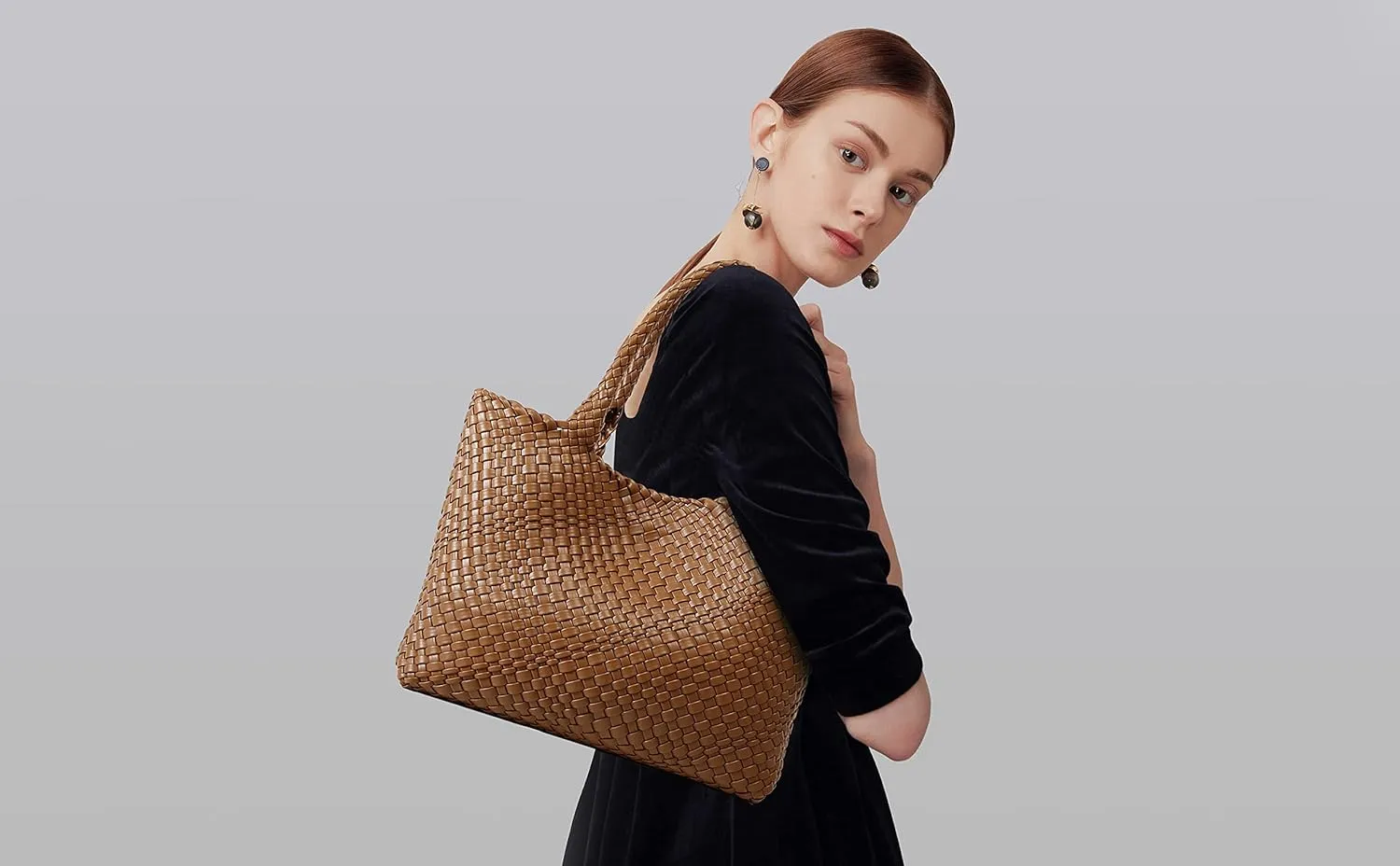 Queenoris Woven Bag for Women, Fashion Top Handle Shoulder Bag Vegan Leather Shopper Bag Large Travel Tote Bag