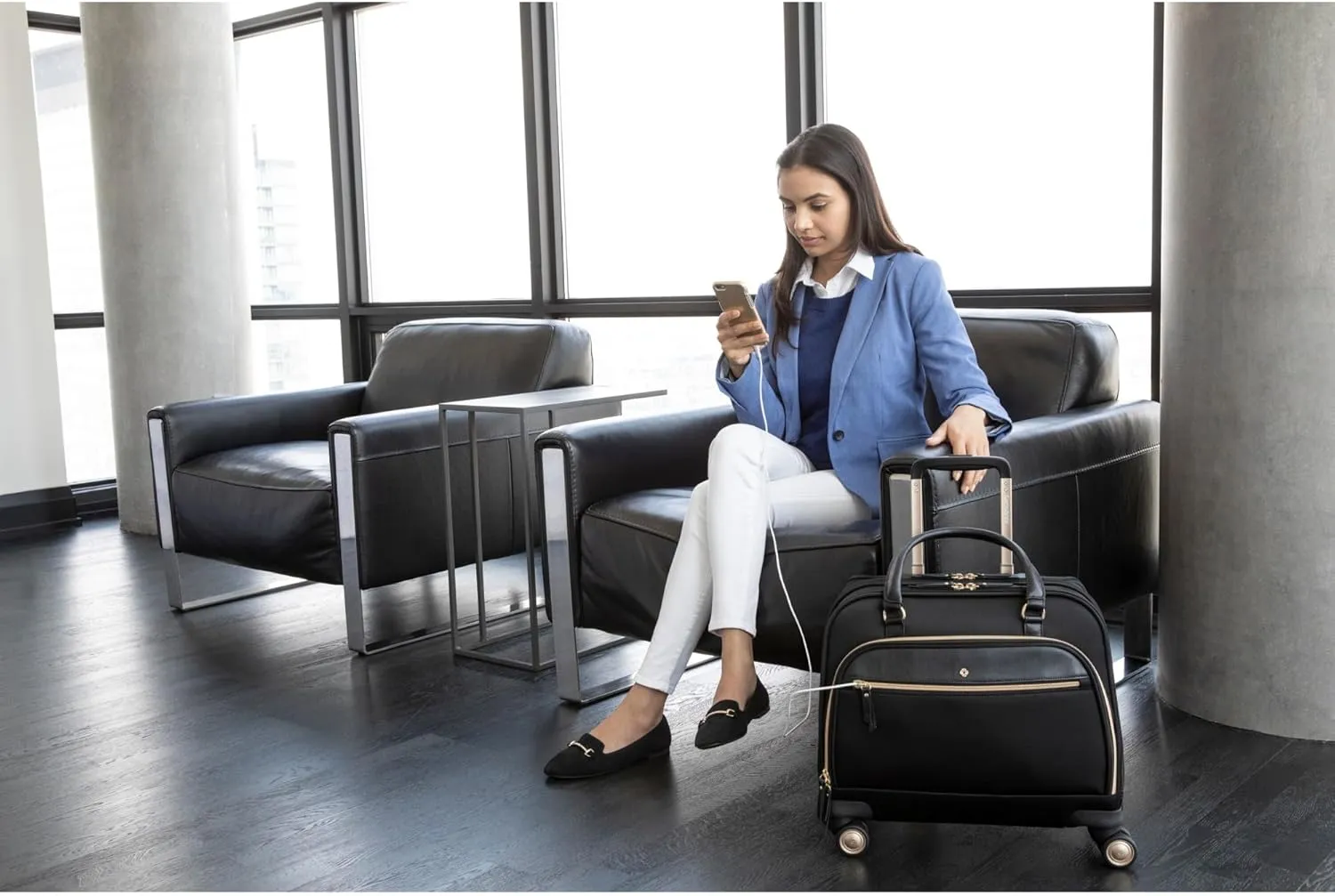 Samsonite Women's Mobile Solution Spinner Mobile Office