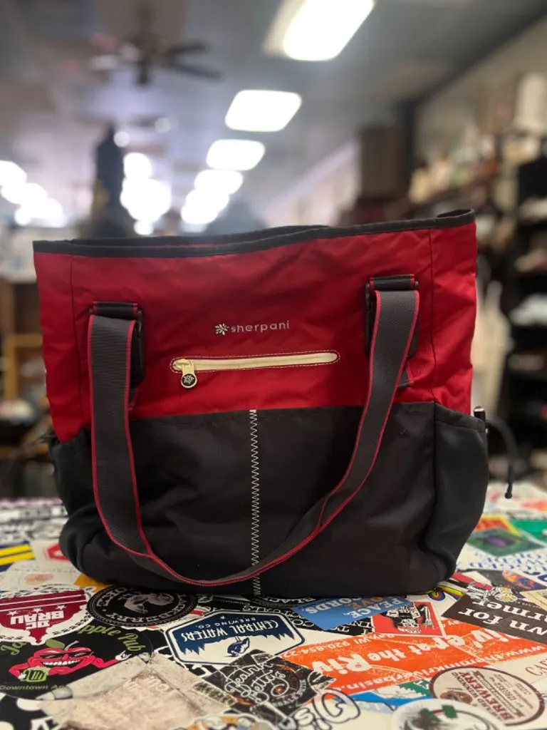 SHERPANI NYLON TOTE
