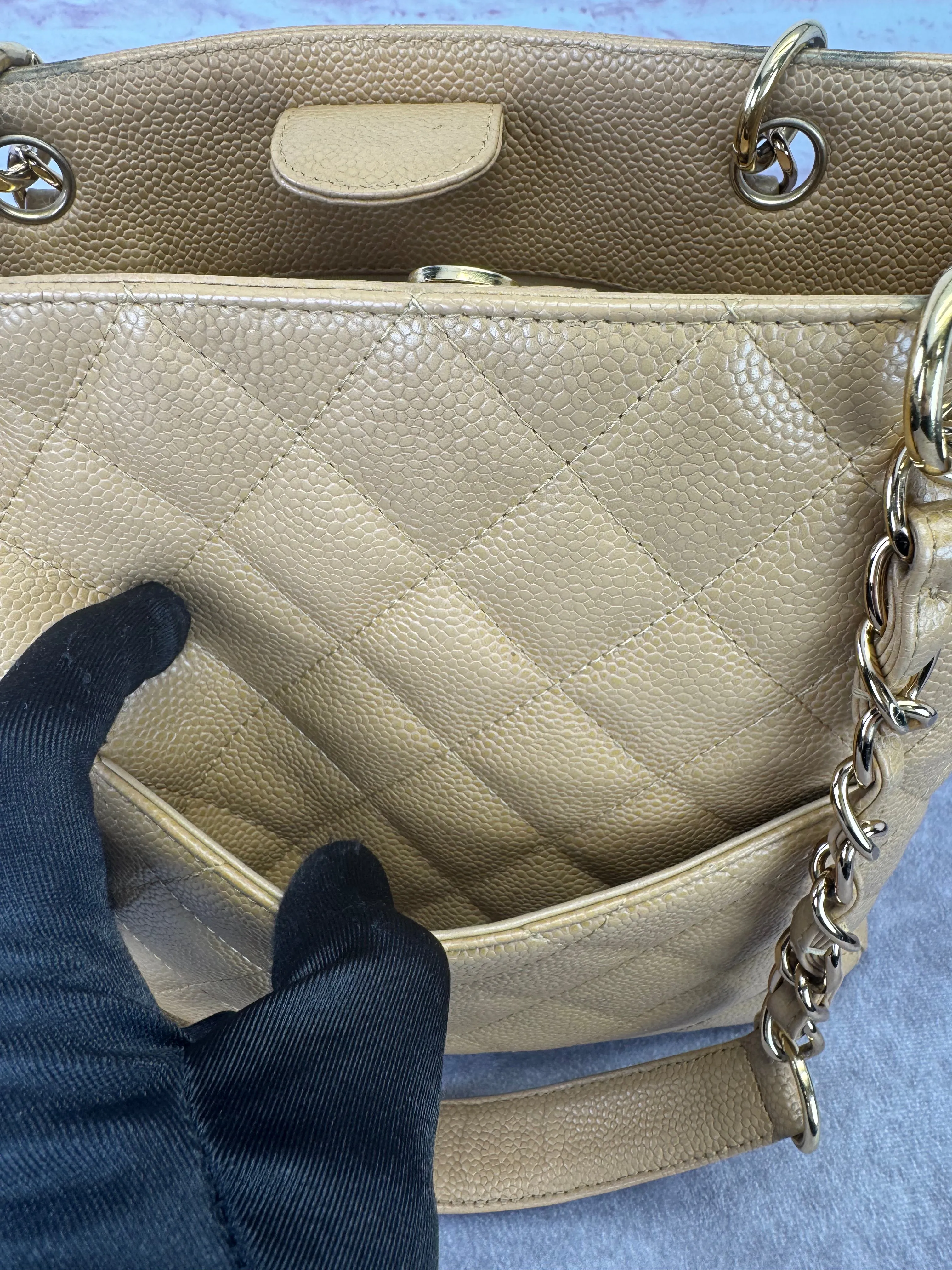 Shopping PST Petite Chanel Tote Caviar Trackable Extensive collection