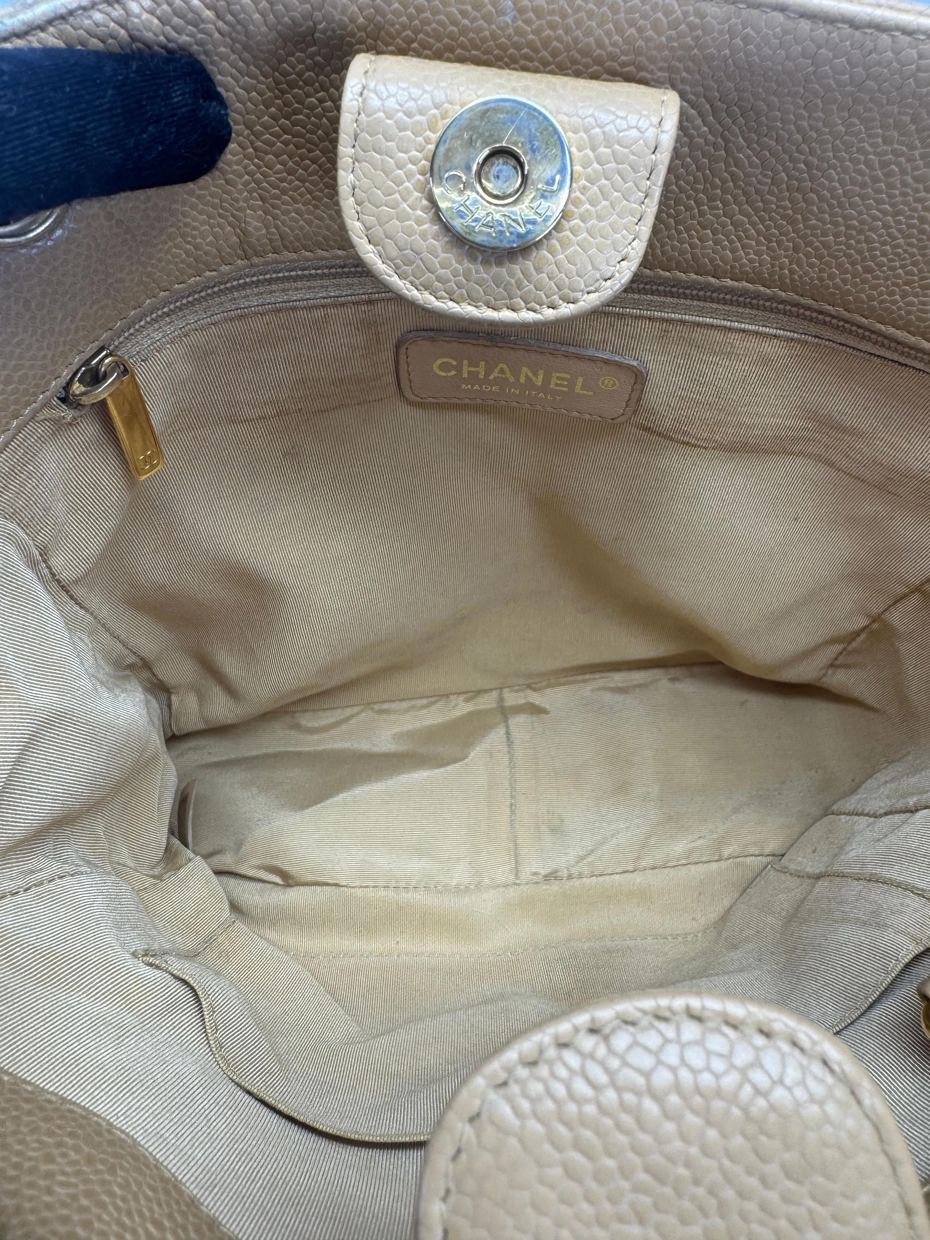Shopping PST Petite Chanel Tote Caviar Trackable Extensive collection