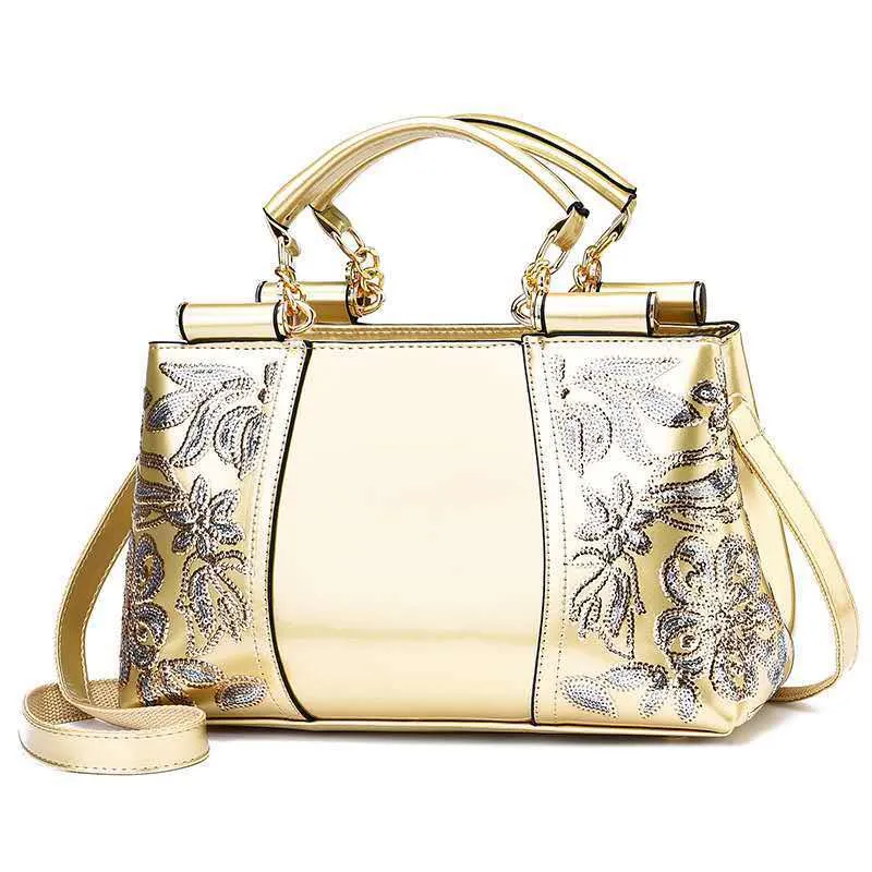 Tara – Compact Structured Handbag with Fur Pom-Pom Charm