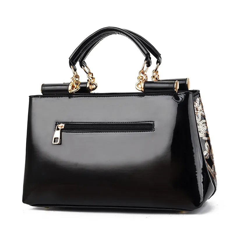 Tara – Compact Structured Handbag with Fur Pom-Pom Charm