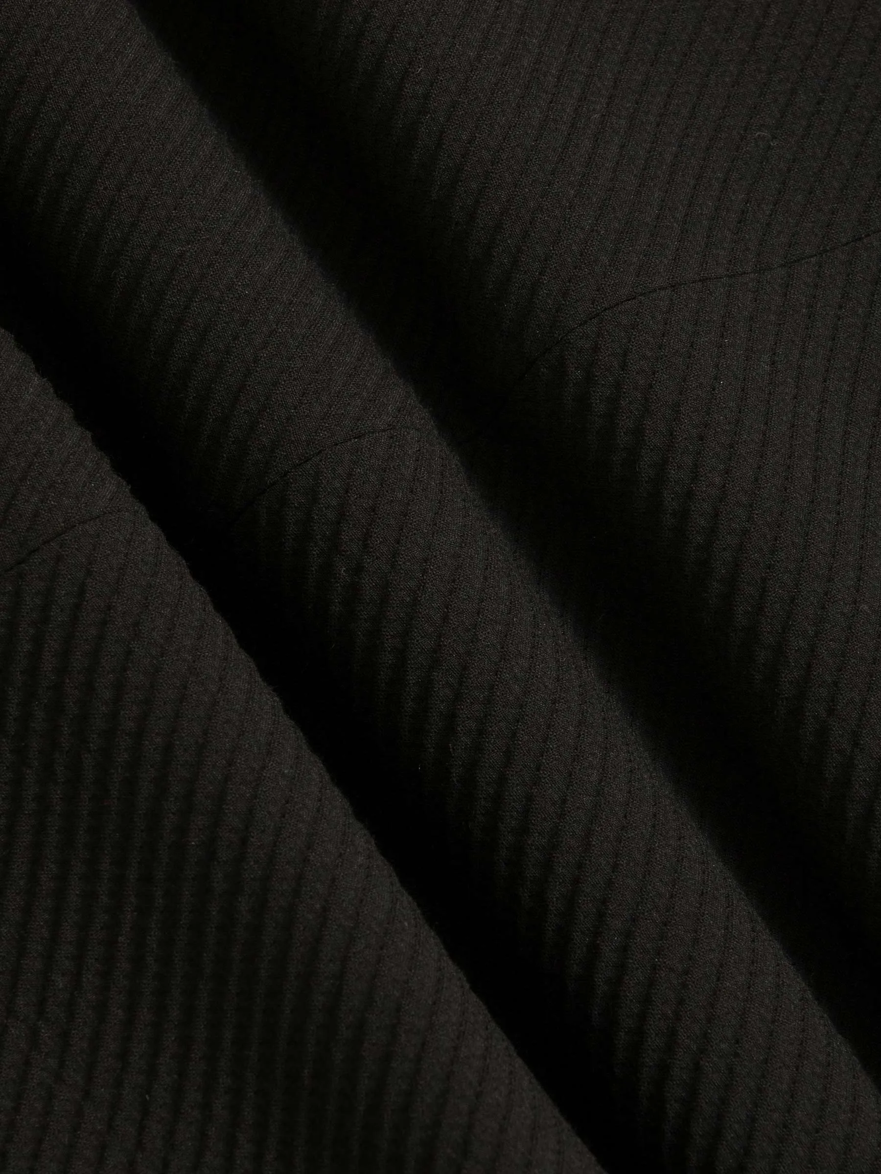 The Seoul Black Blazer