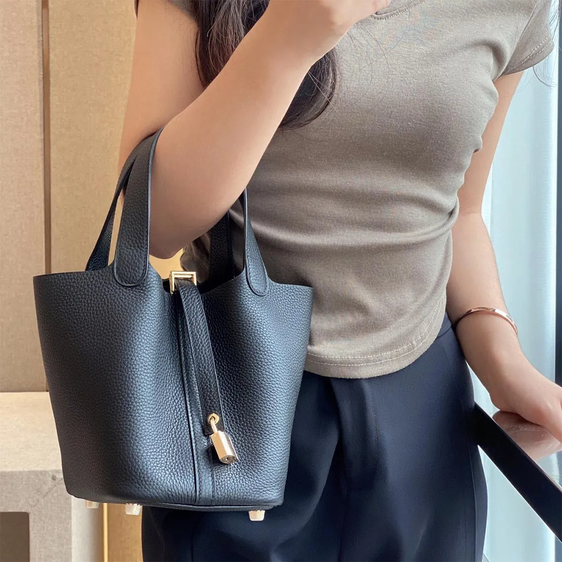 Top Grain Leather Inspired Pictin Lock Bag | Silver/Gold-tone Hardware