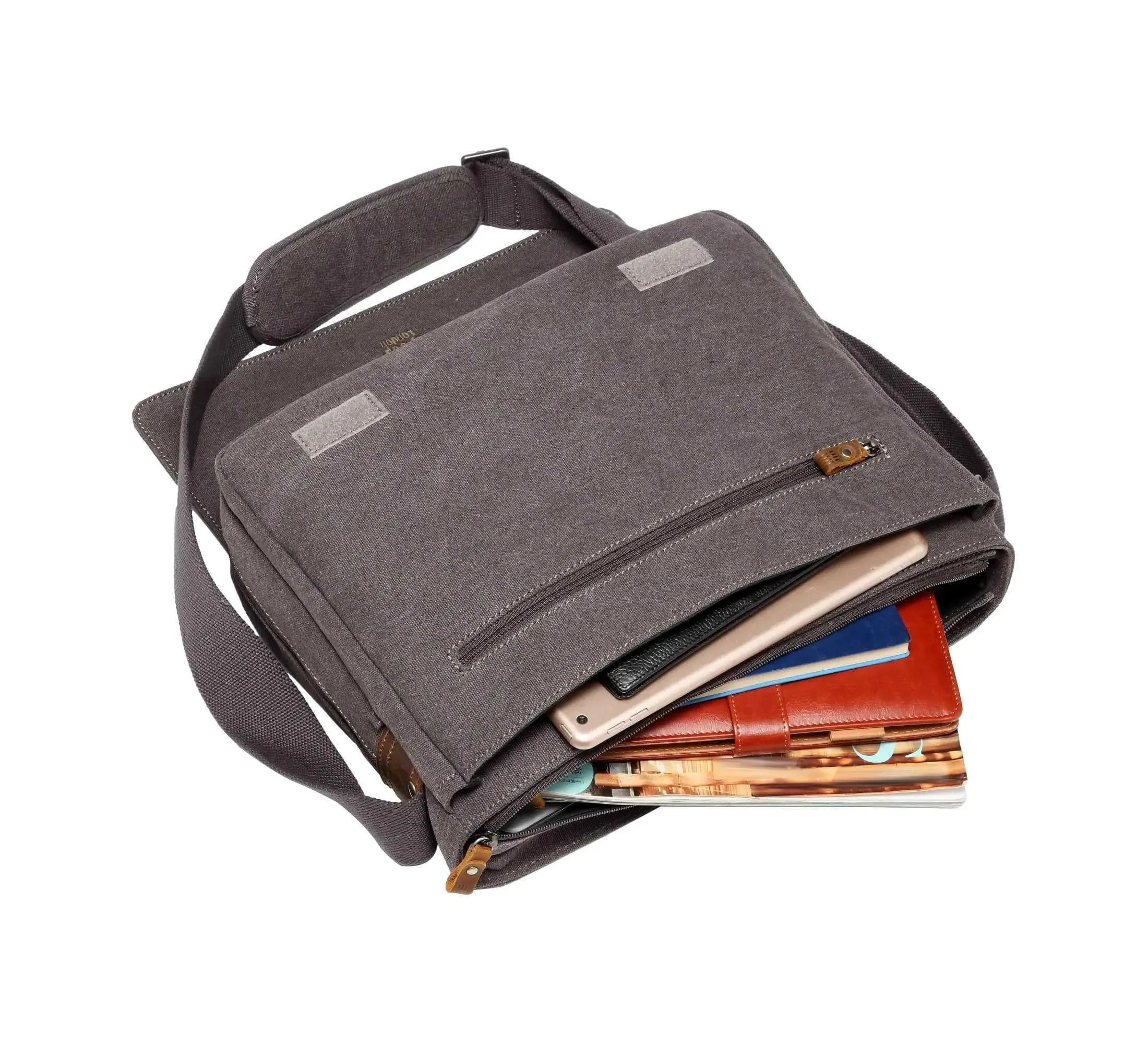 Troop London | Classic Front Flap Messenger Bag