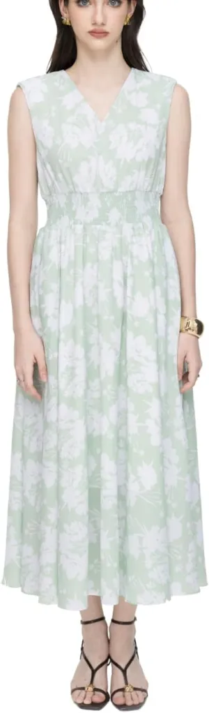 V-Neck Woven Flared Dress, a Fresh and Elegant Wardrobe Essential for Spring and Summer 2025