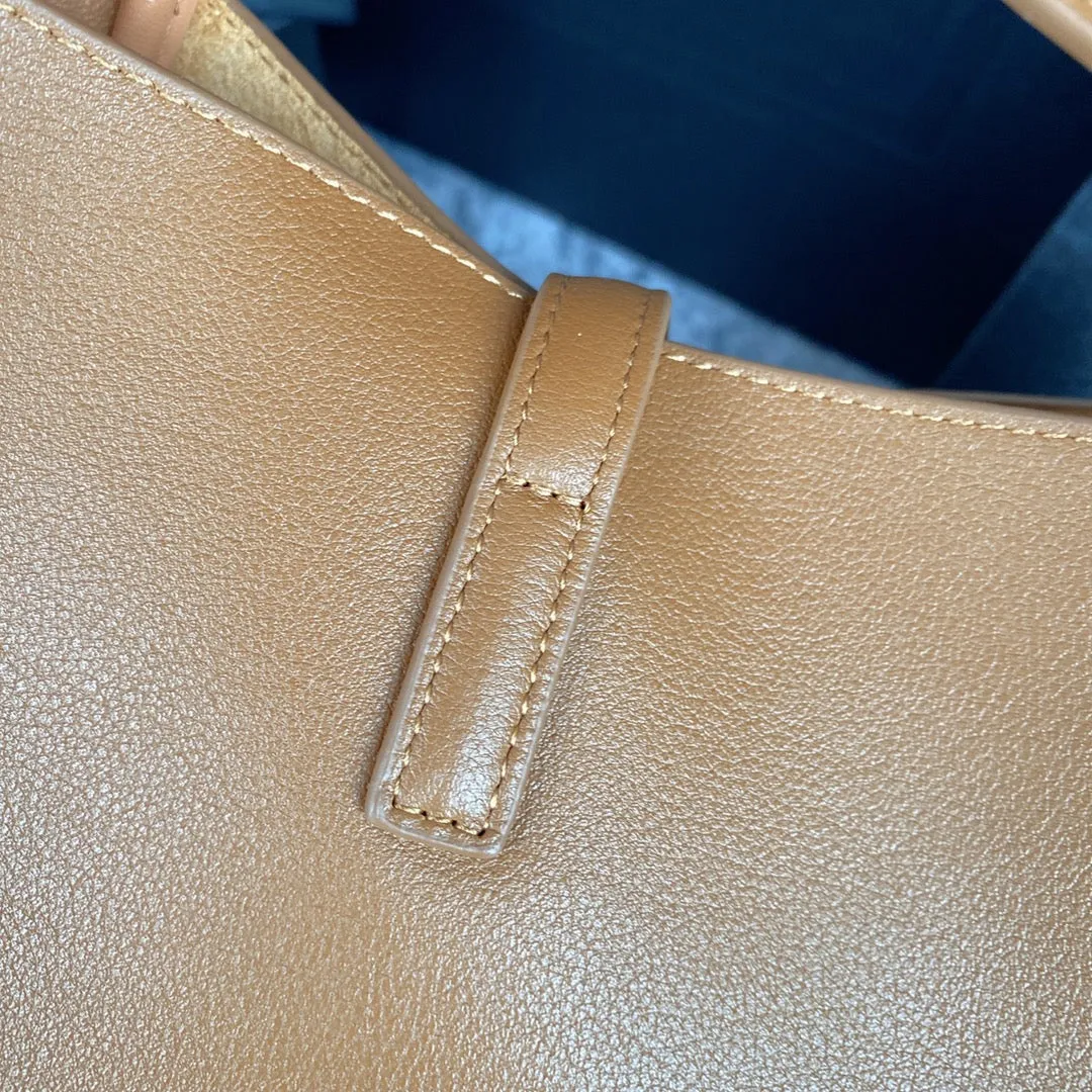 Verified secure 5a7 le calfskin small Laurent Advanced Saint brown 23cm