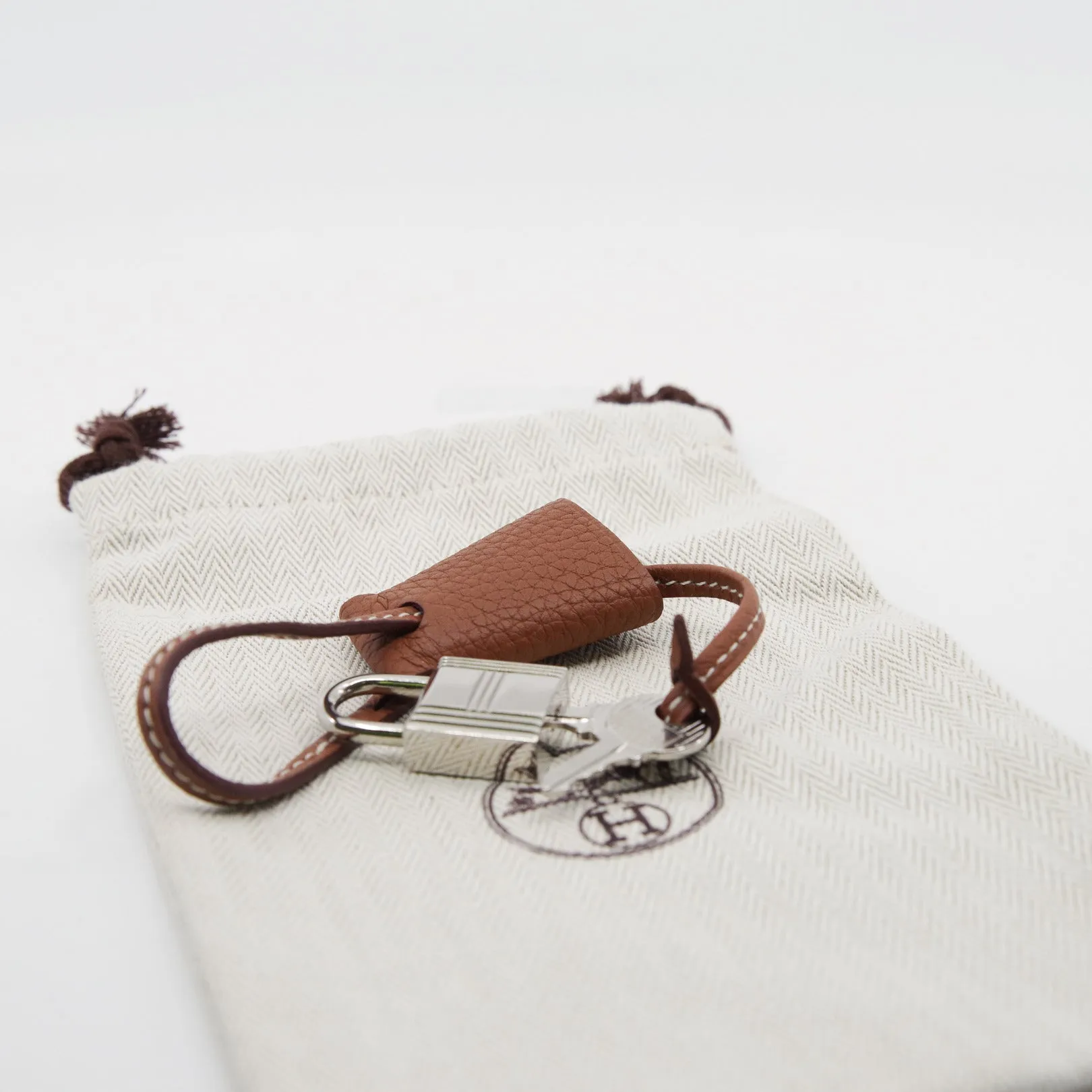 vitcoria 36cm gold c stamp