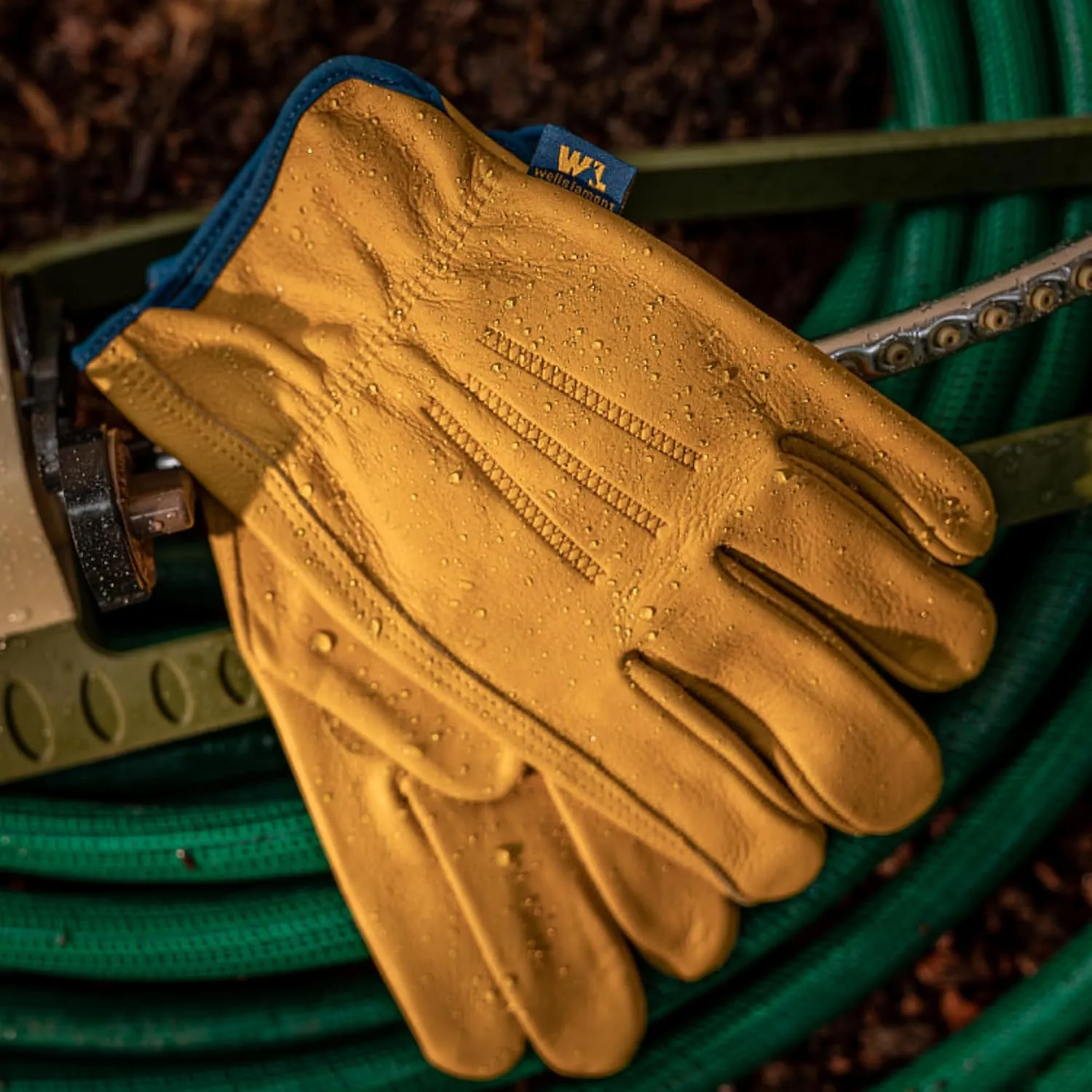 Wells Lamont Men’s Slip-On HydraHyde Full Leather Work Gloves | Water-Resistant | Medium (1168M), Saddletan