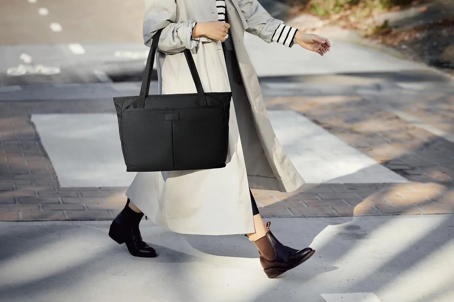 Work Tote for Women with Zipper Waterproof Shoulder Bag Top Handle Handbag for Travel, Work.