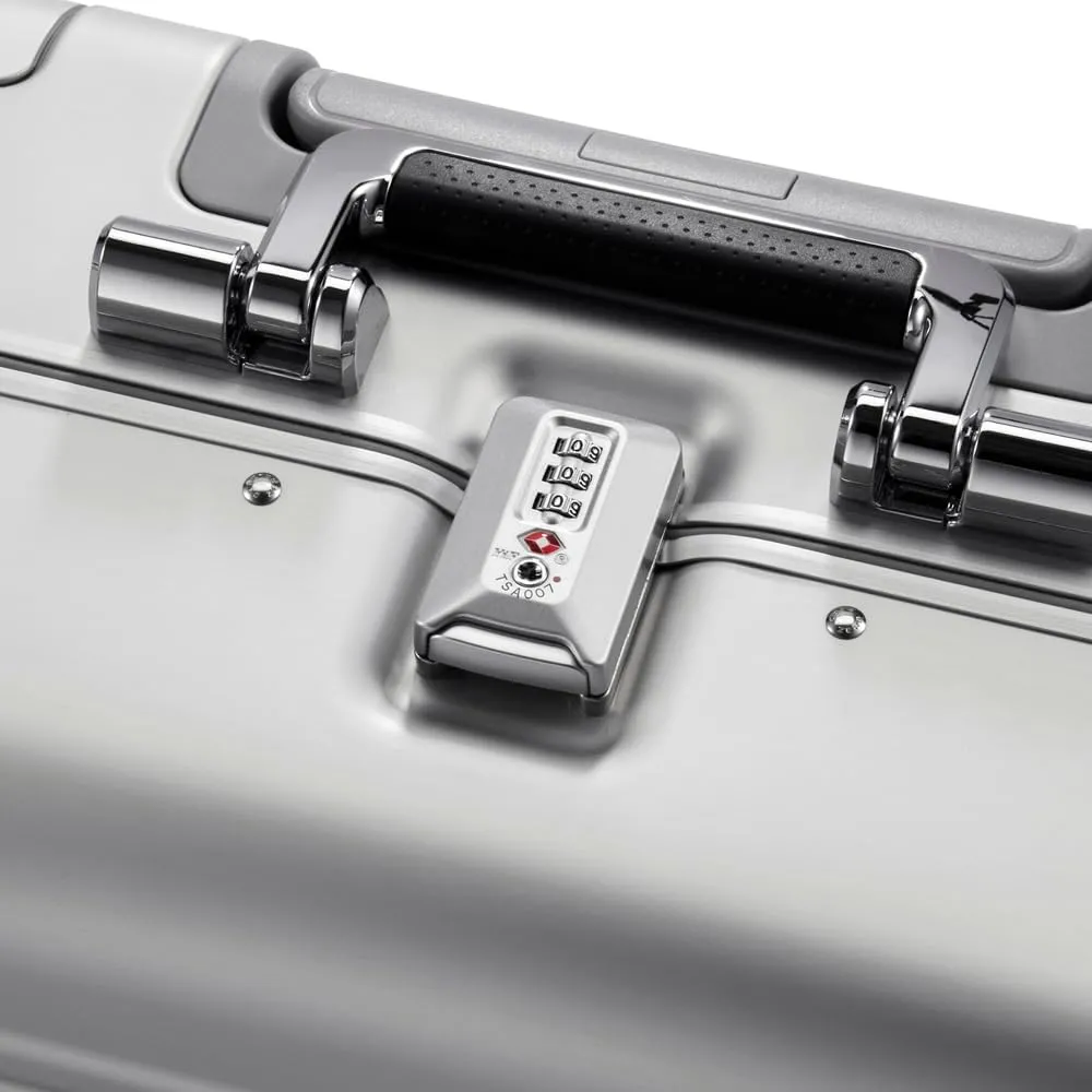 ZERO Halliburton Classic Aluminum 3.0 Compact Carry-On, Zipperless, 4 Spinner Wheels, Interior Organization, Telescoping Pull Handle, Carry-Handle, Latch Lock- TSA Accepted, 16-inch, 28L, Silver