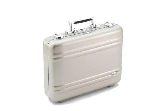 ZERO Halliburton Classic Polycarbonate Framed Attache